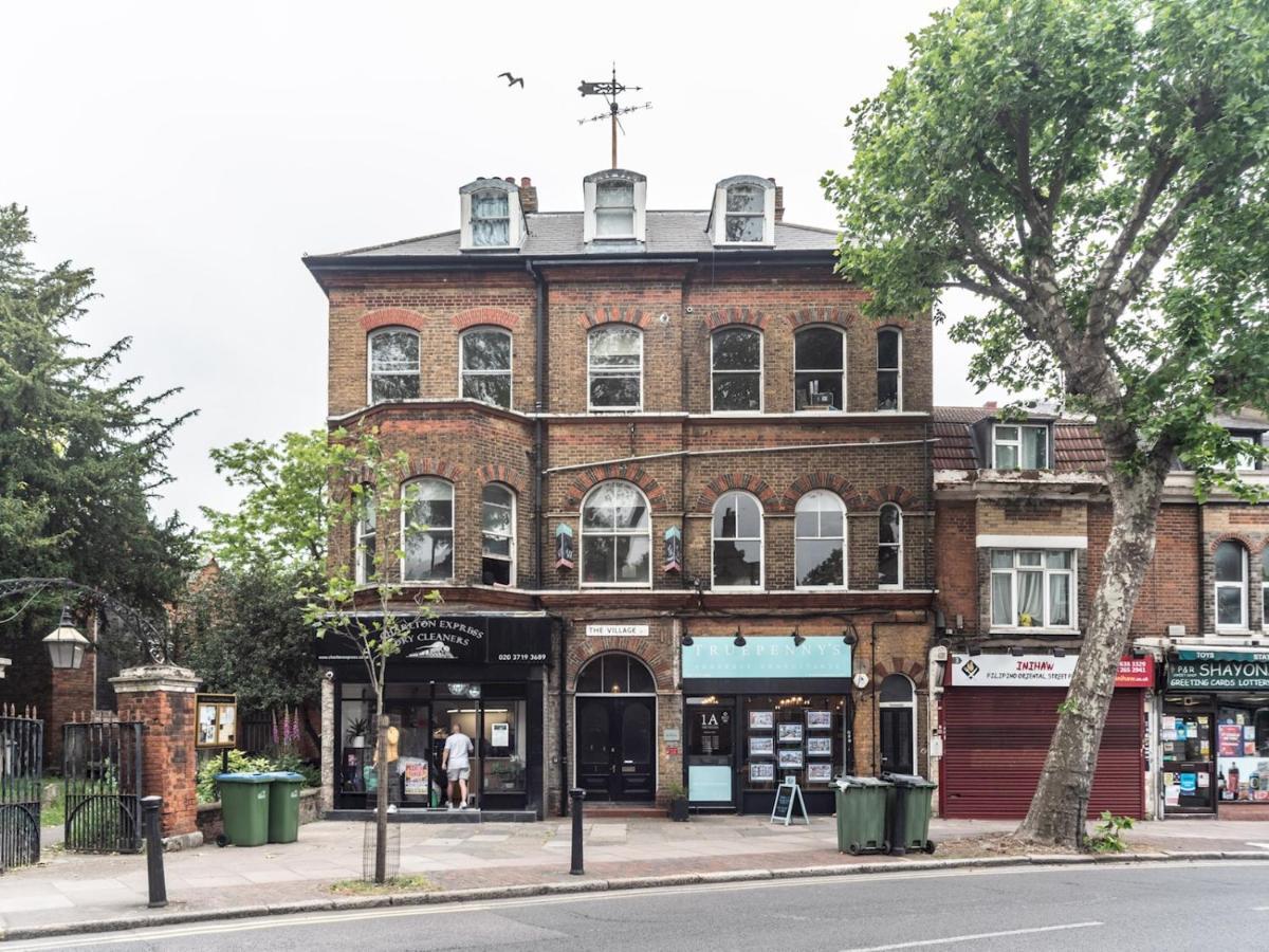 Pass The Keys Rustic And Quirky Flat In Charming Charlton Village London Eksteriør billede