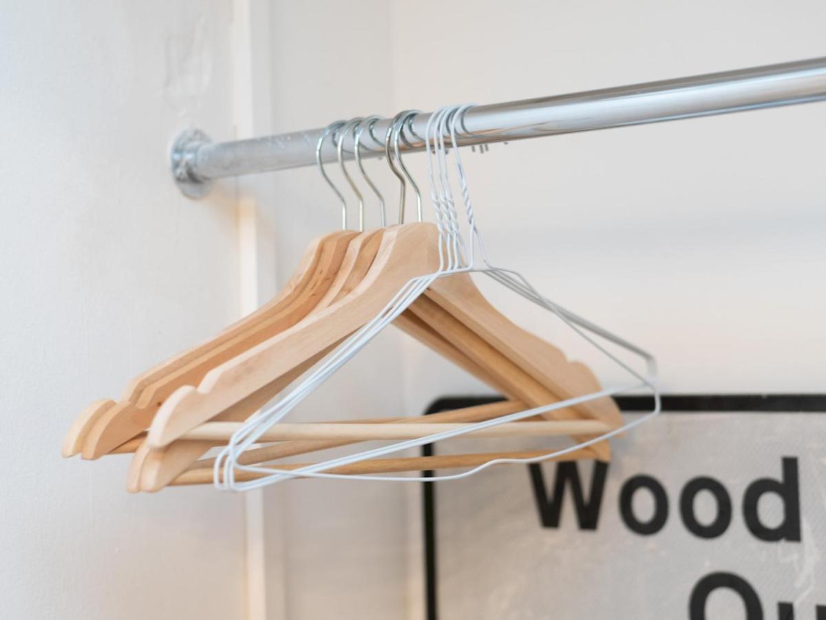 Pass The Keys Rustic And Quirky Flat In Charming Charlton Village London Eksteriør billede