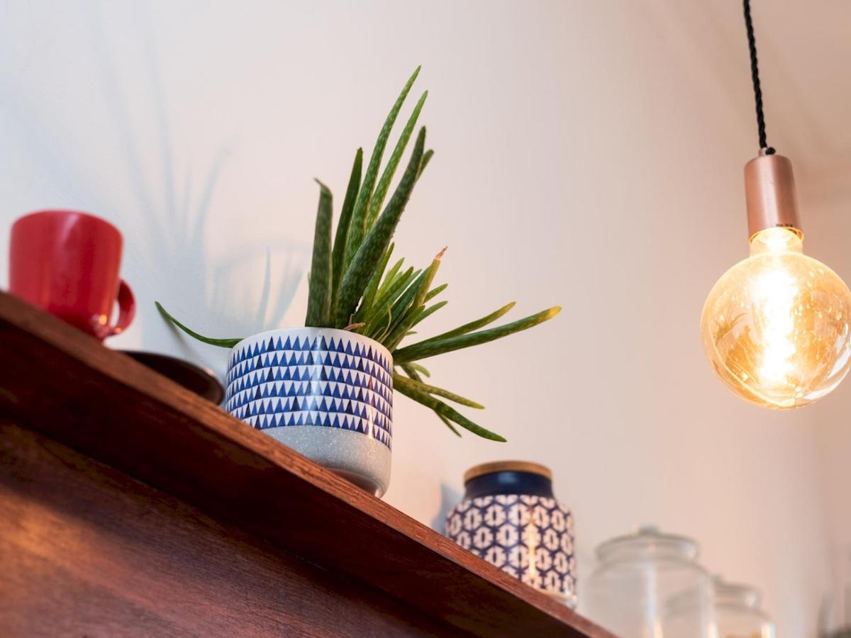 Pass The Keys Rustic And Quirky Flat In Charming Charlton Village London Eksteriør billede